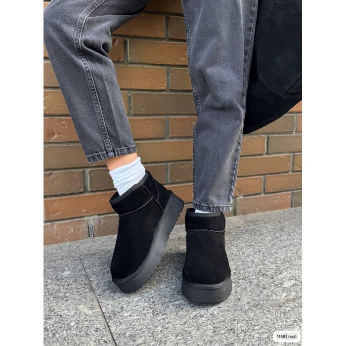 Уггі жіночі короткі натуральна замша /вовна колір: чорний зима 36,38,41р.