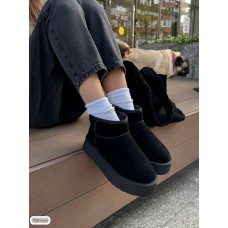 Уггі жіночі короткі натуральна замша /вовна колір: чорний зима 36,38,41р.