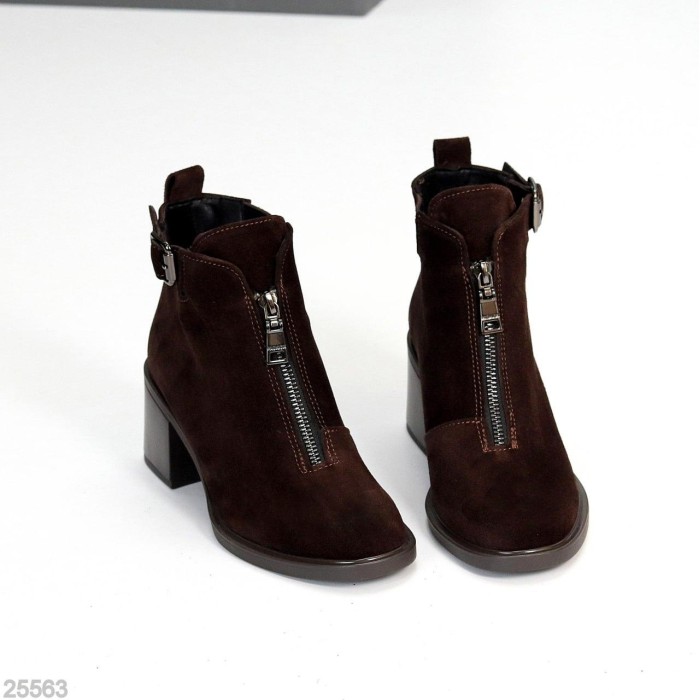 Ботильйони жіночі натуральная-замша колір-шоколад демі 37,40р