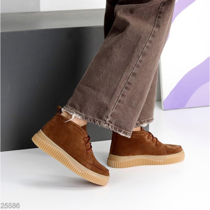 Черевики жіночі натуральна замша бежеві деми на 35.5,36,39,40р