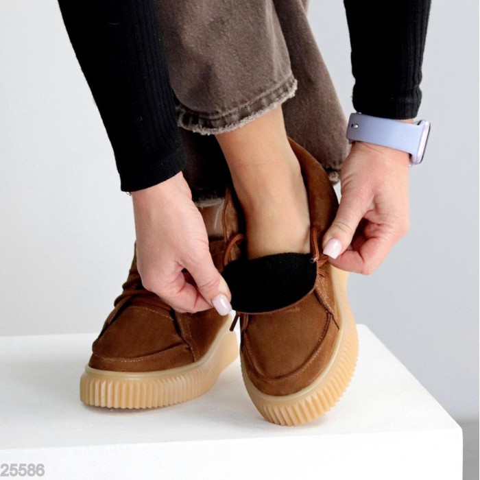 Черевики жіночі натуральна замша бежеві деми на 35.5,36,39,40р