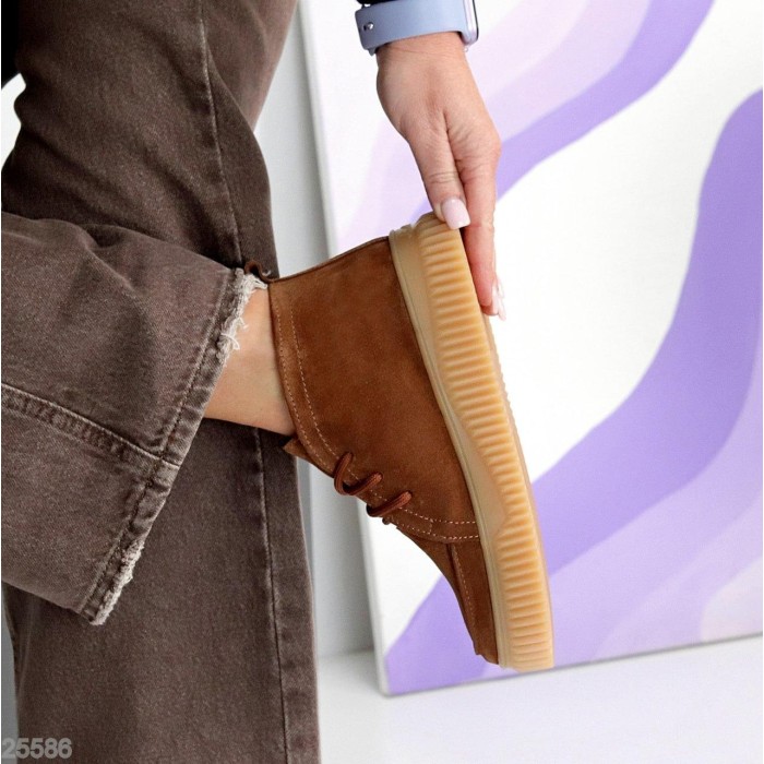 Черевики жіночі натуральна замша бежеві деми на 35.5,36,39,40р