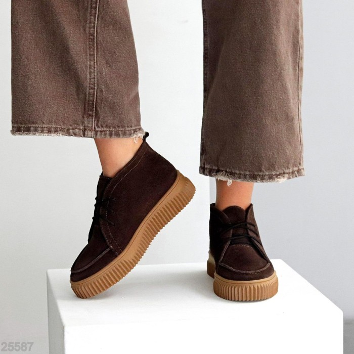 Черевики жіночі натуральна замша колір-шоколад демі на 35.5,37р