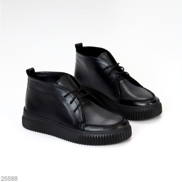 Черевики жіночі натуральна шкіра чорні демі на 36,40р