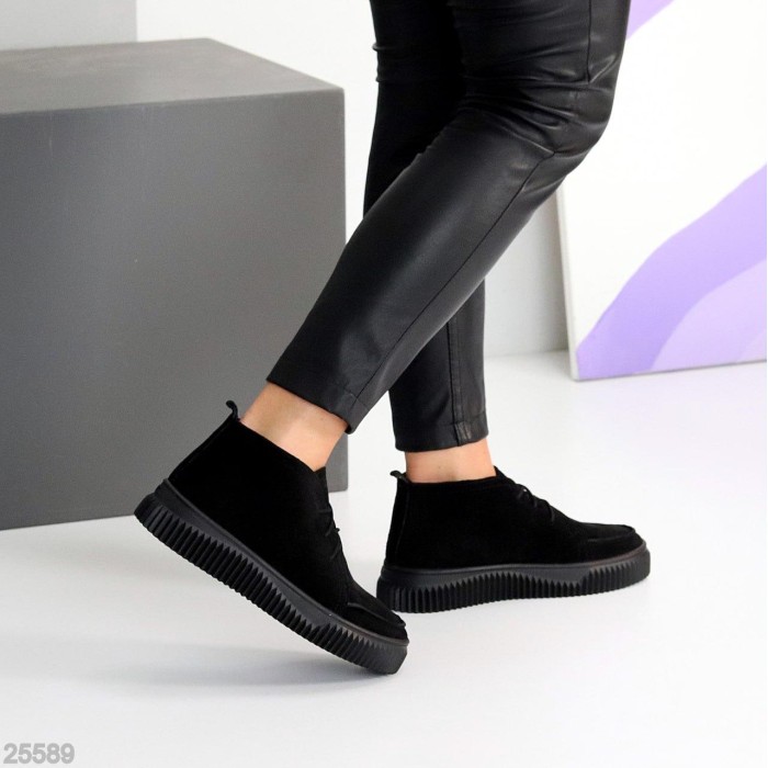 Черевики жіночі натуральна замша чорні демі на 36,37.5,40р