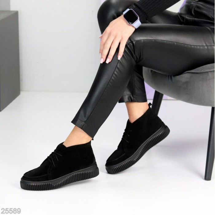 Черевики жіночі натуральна замша чорні демі на 36,37.5,40р