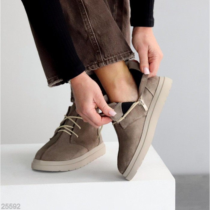 Черевики жіночі натуральна замша бежеві деми 38р