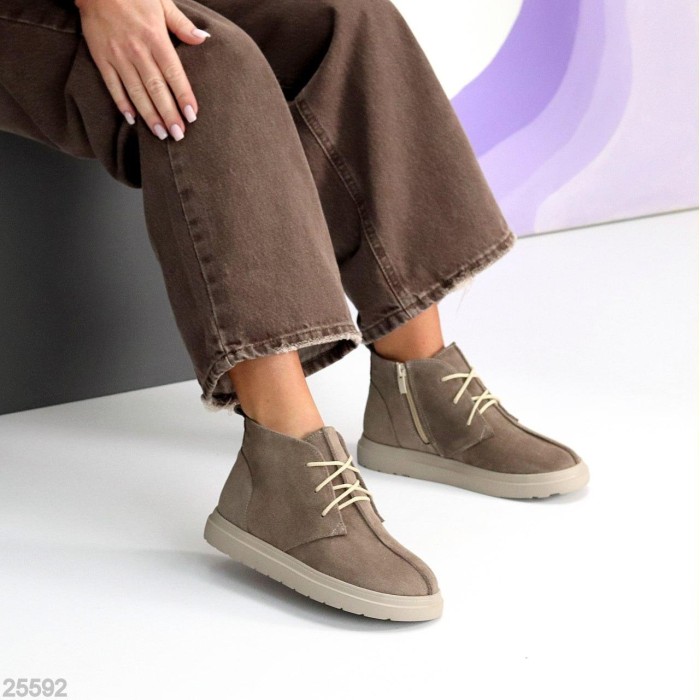 Черевики жіночі натуральна замша бежеві деми 38р