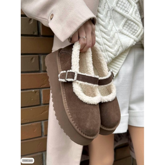 Уггі/Тапулі жіночі натуральна замша колір шоколад 40р