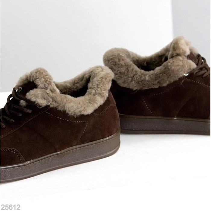 Кросівки жіночі натуральна-замша шоколад зима 36р