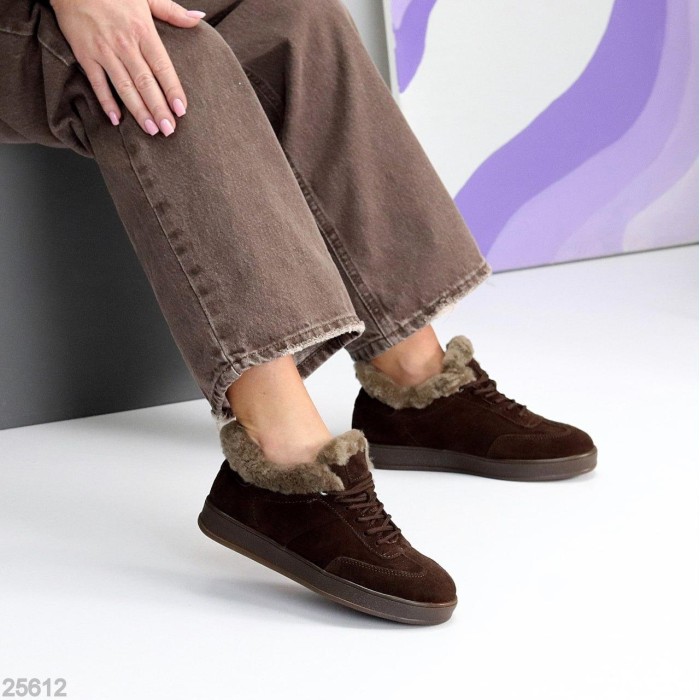 Кросівки жіночі натуральна-замша шоколад зима 36р