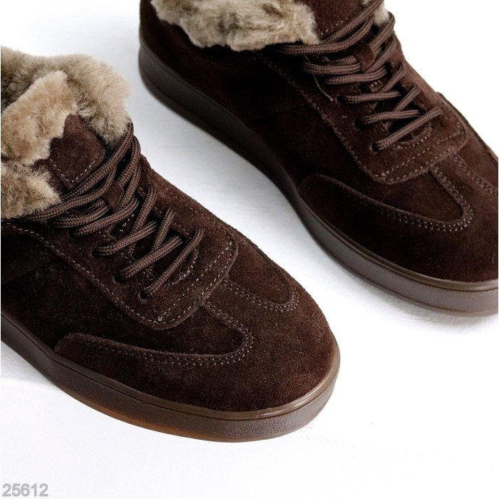 Кросівки жіночі натуральна-замша шоколад зима 36р