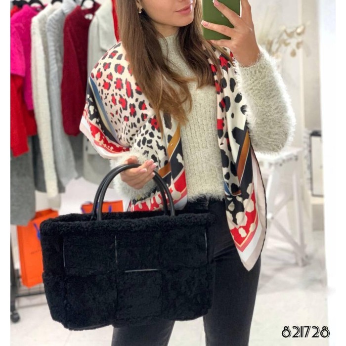 Сумка жіноча з брелоком натуральна шкіра/хутро Чорна, Беж