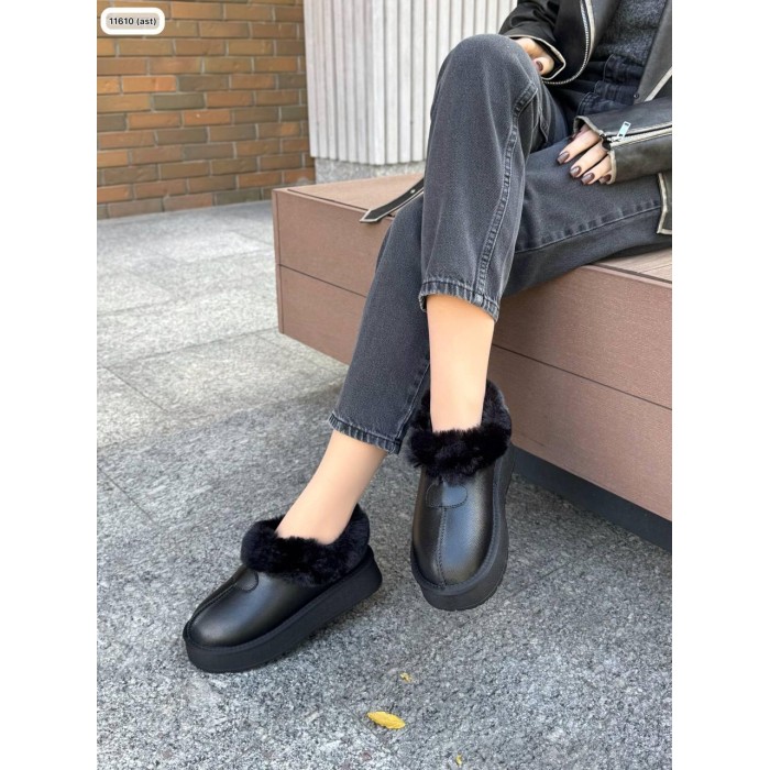Уггі жіночі натуральна шкіра чорні зима на 35.5,36,37,38,40р