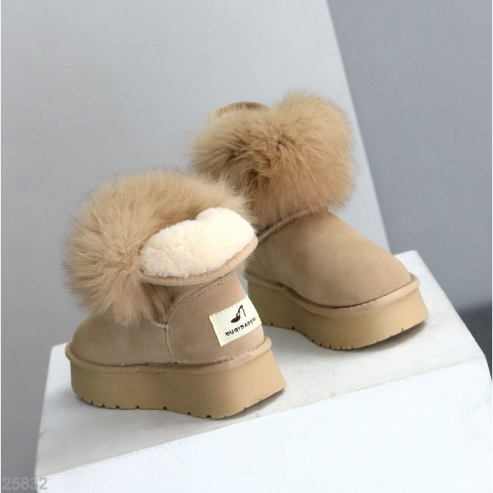 Уггі жіночі натуральна замша колір-беж зима 36р.