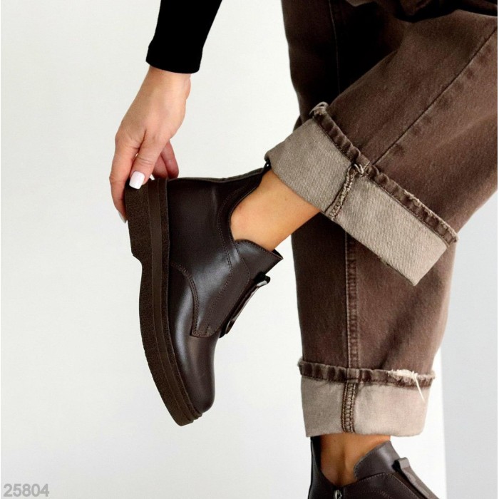 Черевики жіночі натуральна шкіра колір-шоколад зима 36р