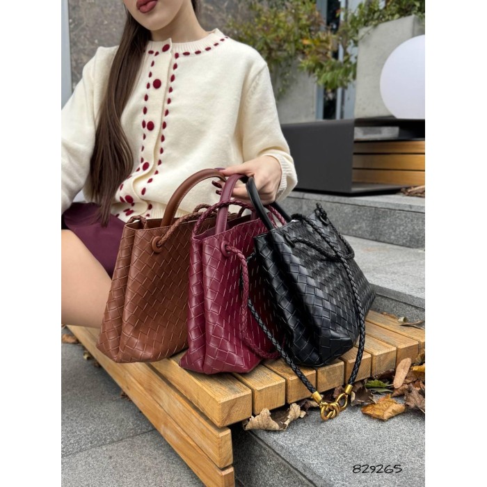 Сумка жіноча Боттега 2 відділення екошкіра колір: Чорний, Кемел, Вишня