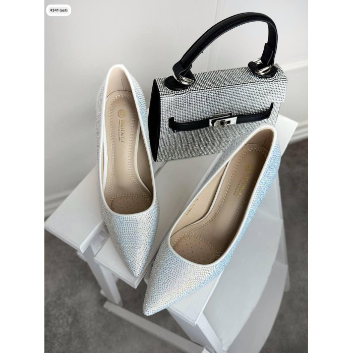 Туфли жіночі Даніелла зі стразами.екозамша 39,40р