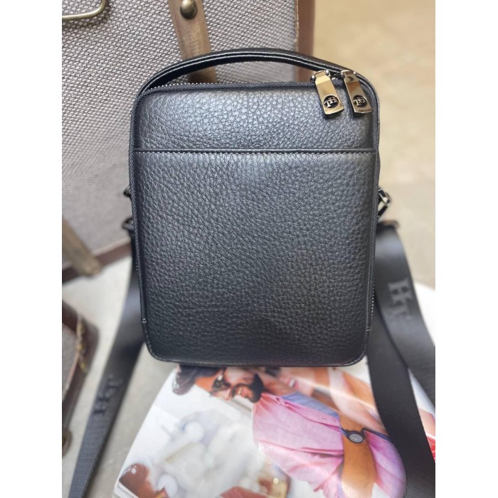 Чоловіча сумка з ручкою натуральна преміум  шкіра Чорна