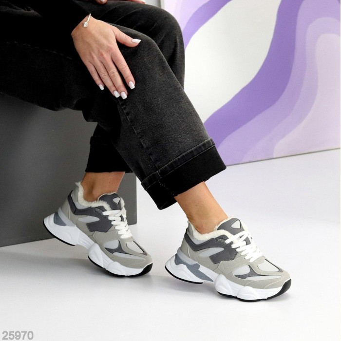 Кроссівки жіночи еко-замша сірі на 35.5р