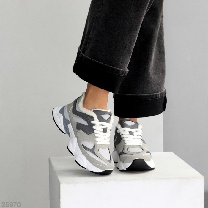 Кроссівки жіночи еко-замша сірі на 35.5р