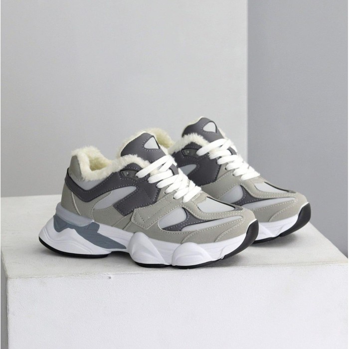 Кроссівки жіночи еко-замша сірі на 35.5р