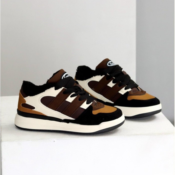 Кросівки жіночі еко-шкіра/еко-замша чорні зима на 35р