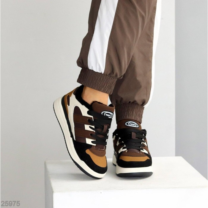 Кросівки жіночі еко-шкіра/еко-замша чорні зима на 35р