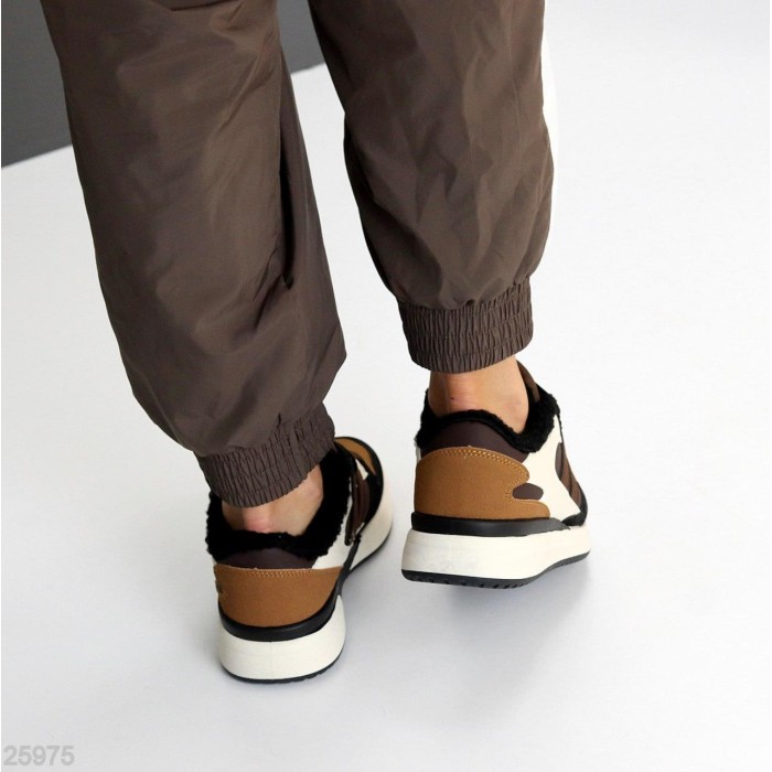 Кросівки жіночі еко-шкіра/еко-замша чорні зима на 35р