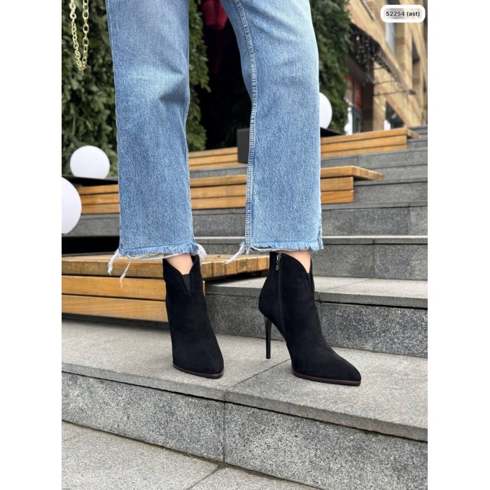 Ботильйони жіночі демі натуральна замша преміум колір:чорний 40р