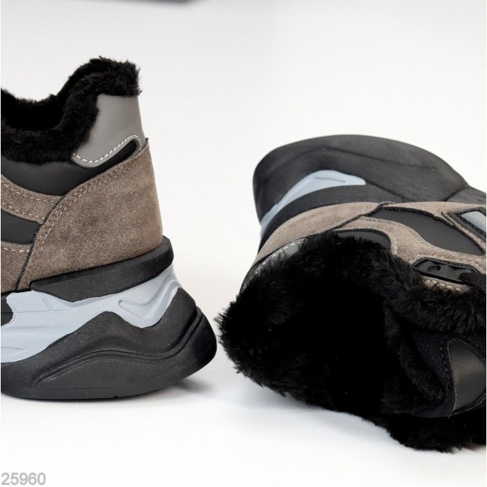 Кроссовки женские эко-кожа/эко-замша черные зима на 35р