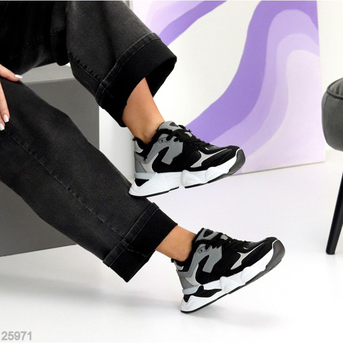 Кросівки жіночі еко-шкіра/еко-замша чорні зима на 35,36р