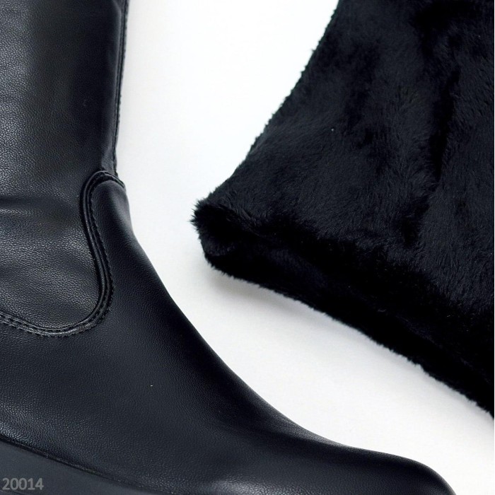 Ботфорти жіночі єко-шкіра чорні єврозима на 35.5р