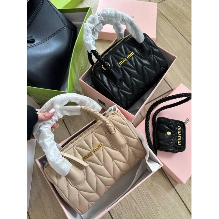 Сумка жіноча  з гаманцем натуральна шкіра колір: Чорний, Айворі