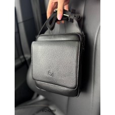 Сумка чоловіча Кросбоді 3 відділення натуральна шкіра Чорна