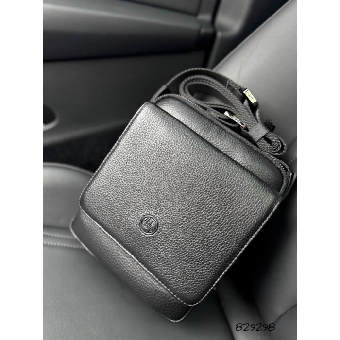 Сумка чоловіча Кросбоді 3 відділення натуральна шкіра Чорна