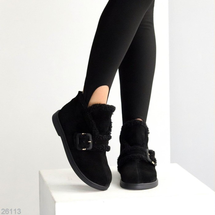 Кросівки/автоледі жіночі натуральна замша колір-чорний зима на 35.5р.