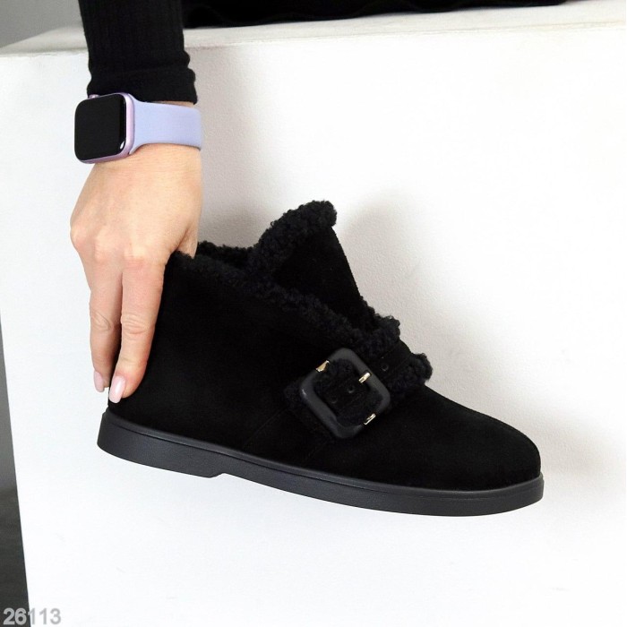 Кросівки/автоледі жіночі натуральна замша колір-чорний зима на 35.5р.