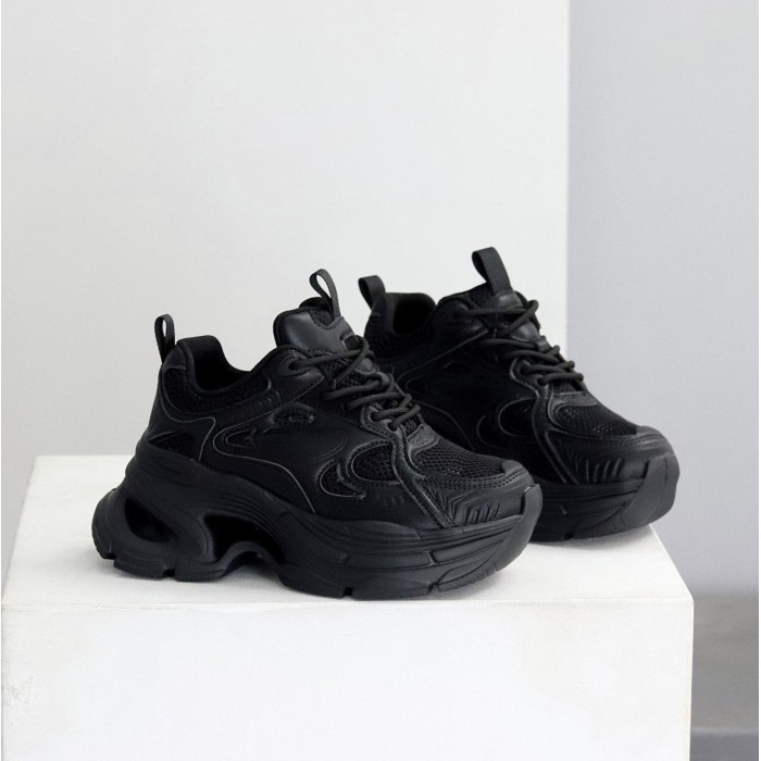 Стильні кросівки натуральна шкіра чорні на 37,39р