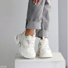 Кросівки жіночі натуральна шкіра біліна на 35.5,36,38р