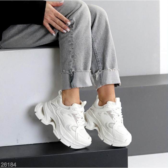 Кросівки жіночі натуральна шкіра біліна на 35.5,36,38р