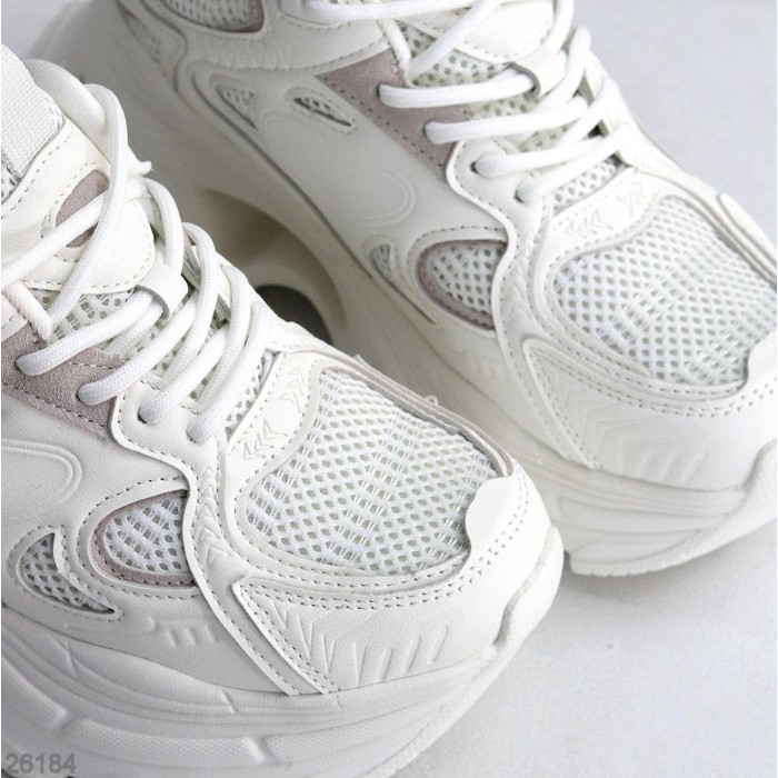 Кросівки жіночі натуральна шкіра біліна на 35.5,36,38р