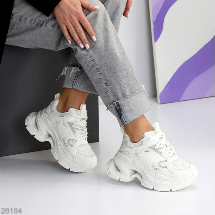 Кросівки жіночі натуральна шкіра біліна на 35.5,36,38р