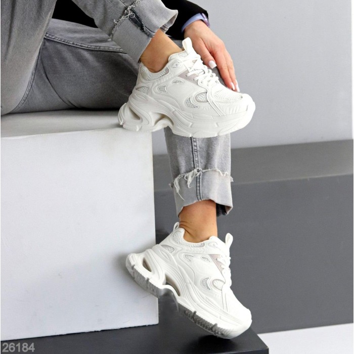 Кросівки жіночі натуральна шкіра біліна на 35.5,36,38р