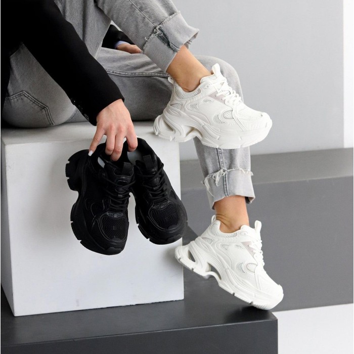 Кросівки жіночі натуральна шкіра біліна на 35.5,36,38р