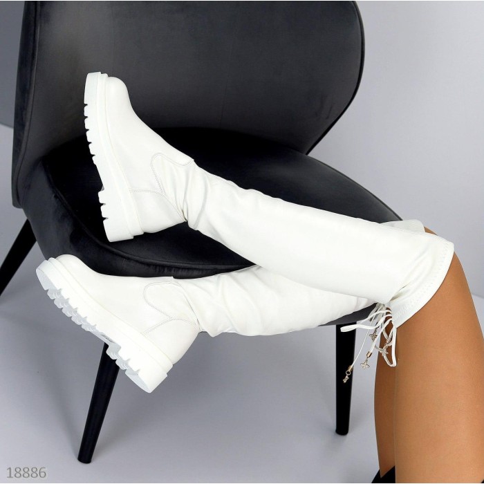 Ботфорти жіночі з екошкіри Білі демі на 37р