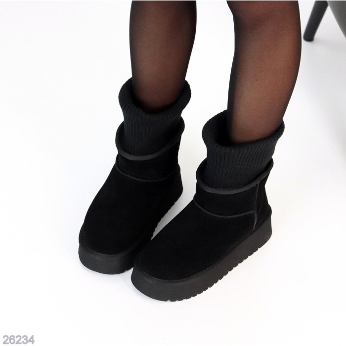 Уггі жіночі натуральна замша колір-чорний зима 36р.