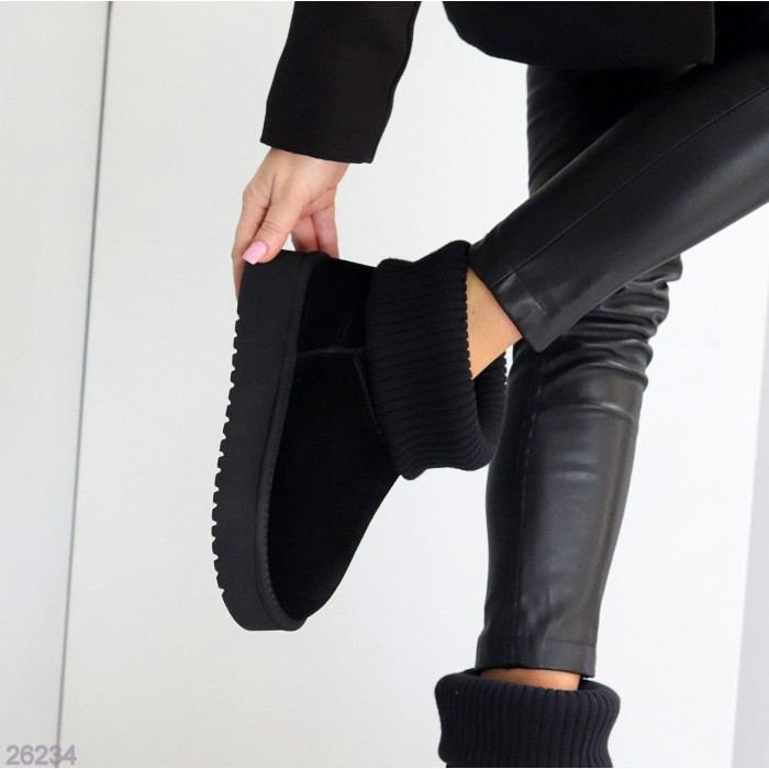 Уггі жіночі натуральна замша колір-чорний зима 36р.