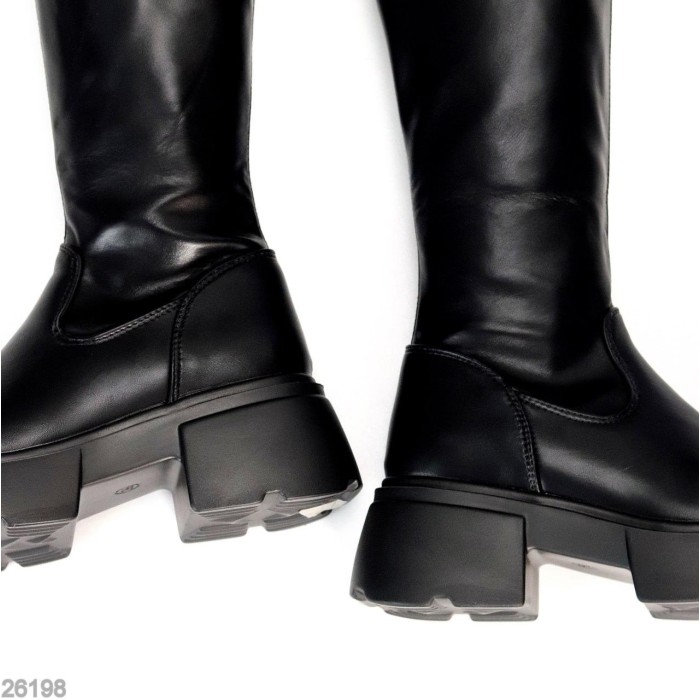 Ботфорти жіночі єко-шкіра чорні єврозима на 35.5р.