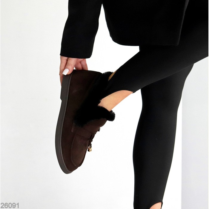 Стильні замшеві лофери утеплені колір Шоколад з опушкою 40р